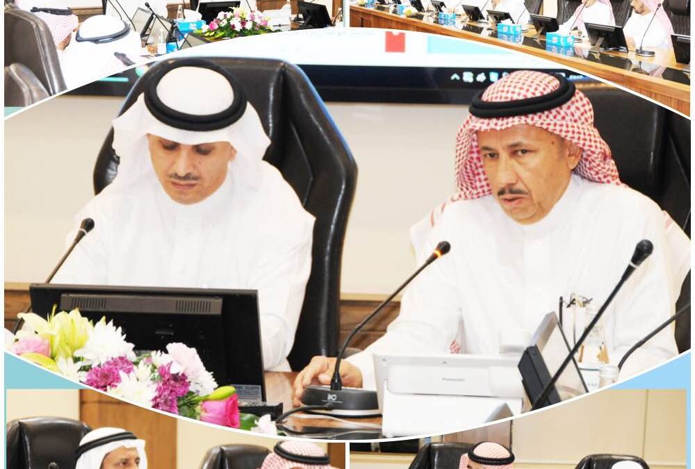 محافظ عنيزة ترأس الاجتماع الدوري للجنة أصدقاء المرضى