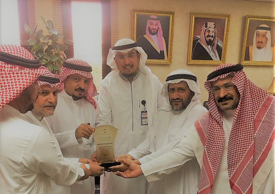 بجهود تنفيذي أصدقاء المرضى..مستشفى الملك سعود بعنيزة يتسلم 3 أجهزة كاشف للأوعية الدموية